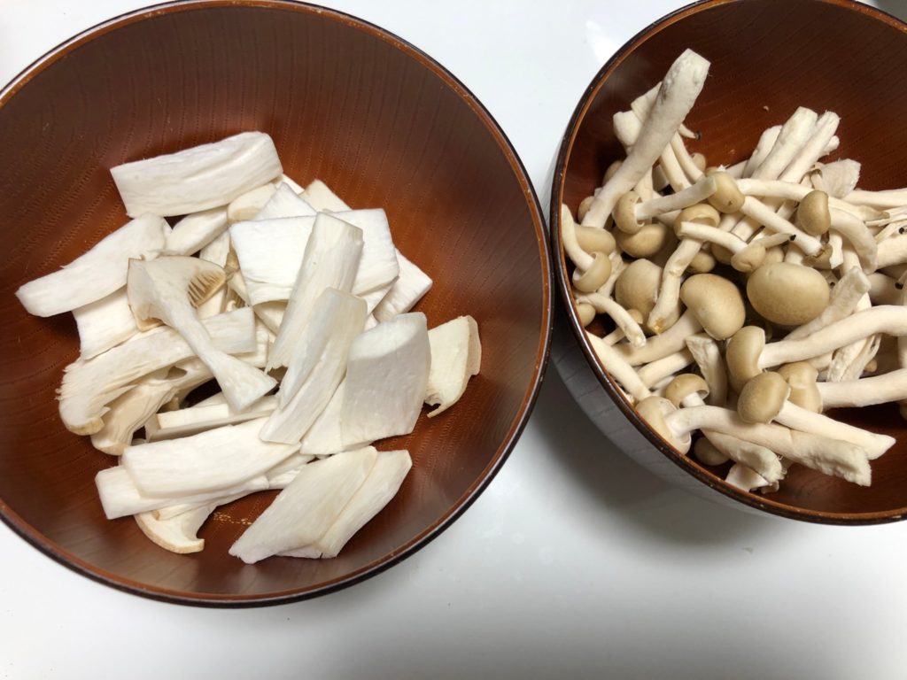 超簡単 きのこの炊き込みご飯 永谷園松茸のお吸い物で簡単レシピ やる気 たこべいブログ
