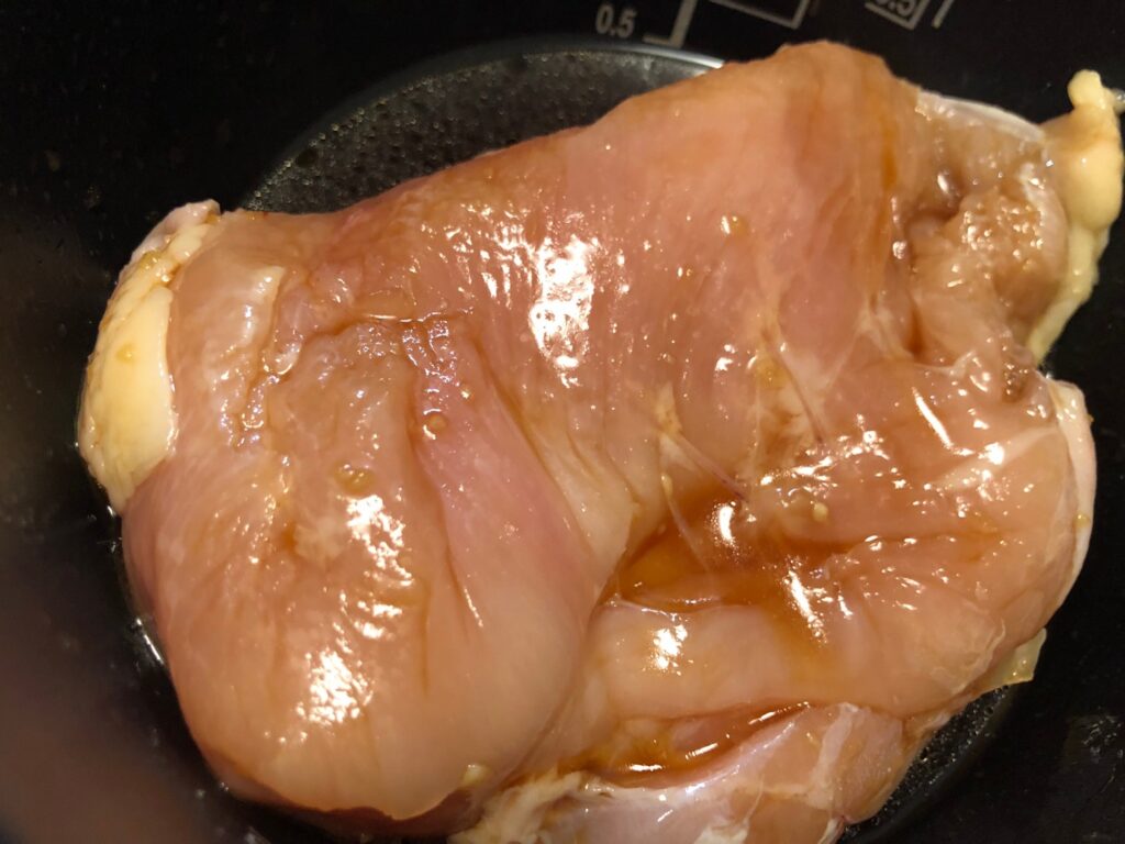 炊飯器で簡単レシピ 鶏チャーシューの作り方２選 鶏胸肉でもしっとり仕上がる作り方 やる気 たこべいブログ